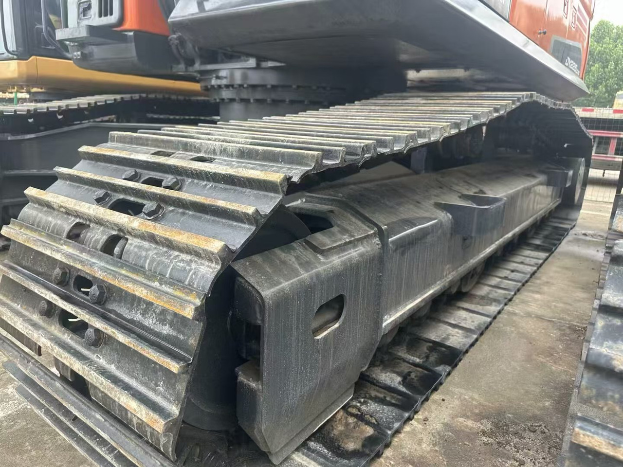 Doosan DX225LC-9C - حفار زحاف: صورة 2 Doosan DX225LC-9C - حفار زحاف: صورة 2