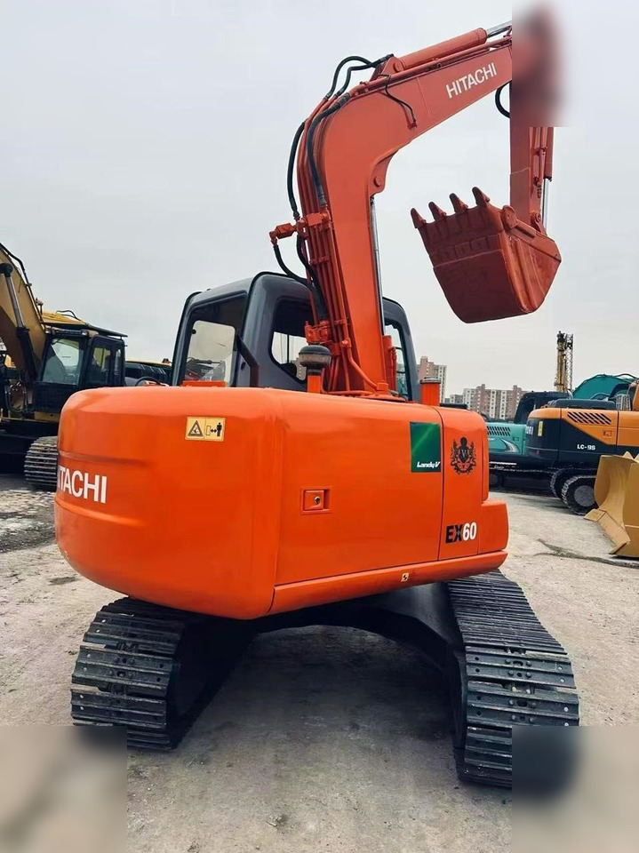 HITACHI EX60-5 - حفار زحاف: صورة 1 HITACHI EX60-5 - حفار زحاف: صورة 1