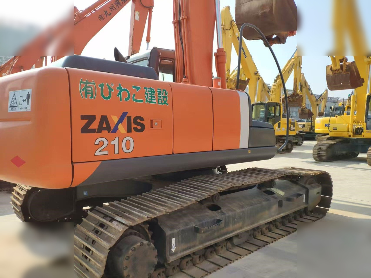 HITACHI ZX210 - حفار زحاف: صورة 3 HITACHI ZX210 - حفار زحاف: صورة 3