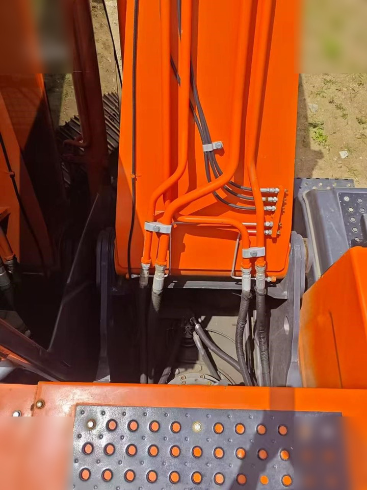 HITACHI ZX240 - حفار زحاف: صورة 5 HITACHI ZX240 - حفار زحاف: صورة 5