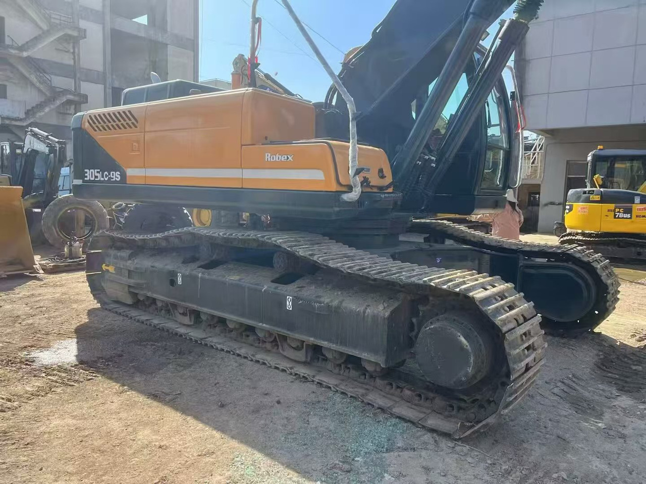 HYUNDAI R305-9 - حفار زحاف: صورة 2 HYUNDAI R305-9 - حفار زحاف: صورة 2