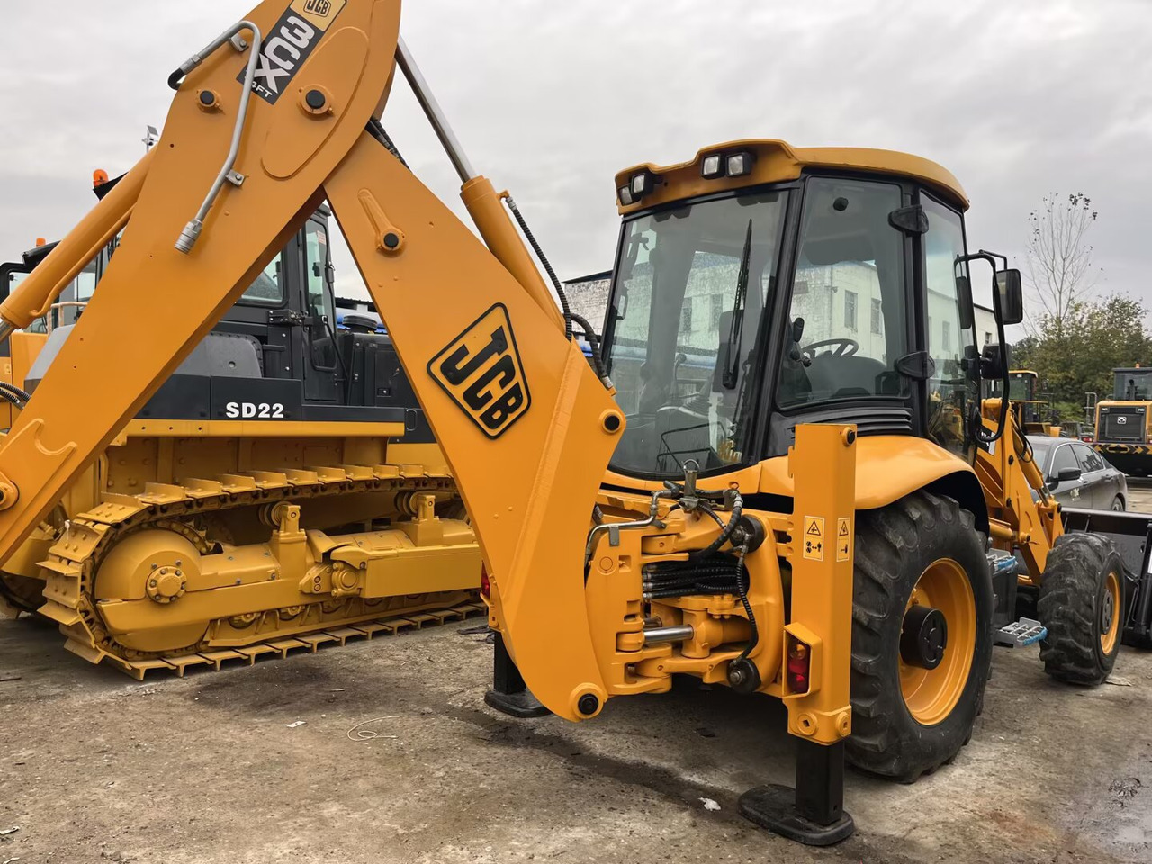 JCB - جرافة حفار: صورة 3 JCB - جرافة حفار: صورة 3