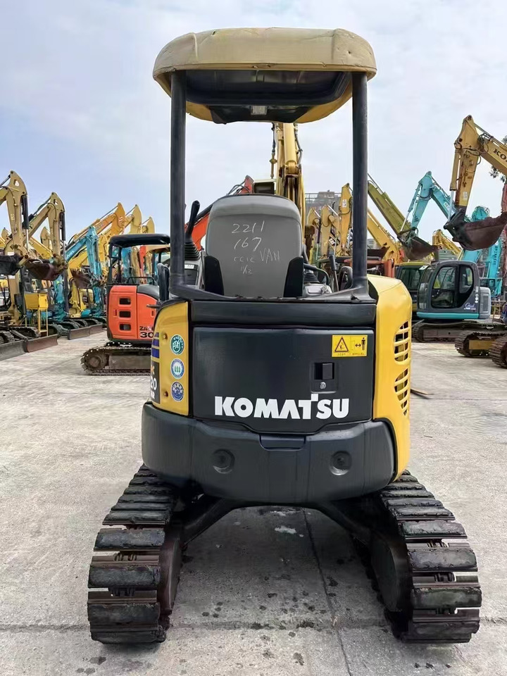 KOMATSU 2-ton - حفارة مُصَّغرة: صورة 2 KOMATSU 2-ton - حفارة مُصَّغرة: صورة 2