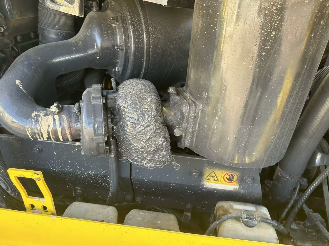 KOMATSU D85E - جرافة: صورة 4 KOMATSU D85E - جرافة: صورة 4