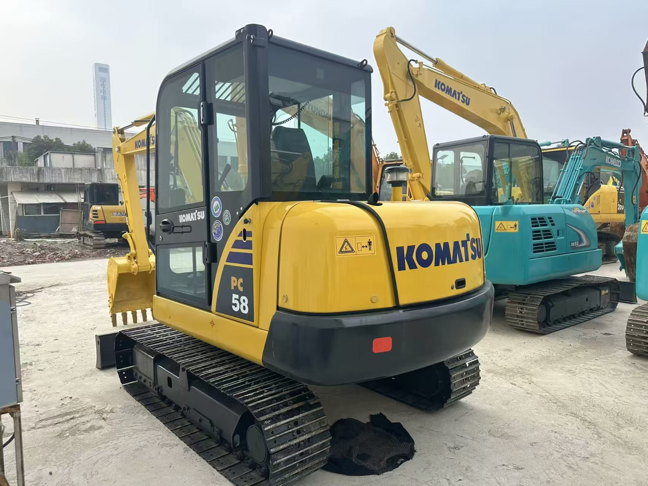 KOMATSU PC58 - حفارة مُصَّغرة: صورة 3 KOMATSU PC58 - حفارة مُصَّغرة: صورة 3