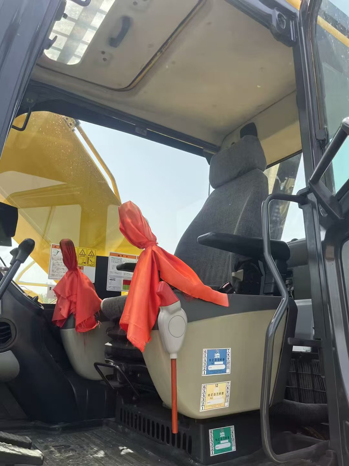 KOMATSU pc200 - حفار زحاف: صورة 2 KOMATSU pc200 - حفار زحاف: صورة 2