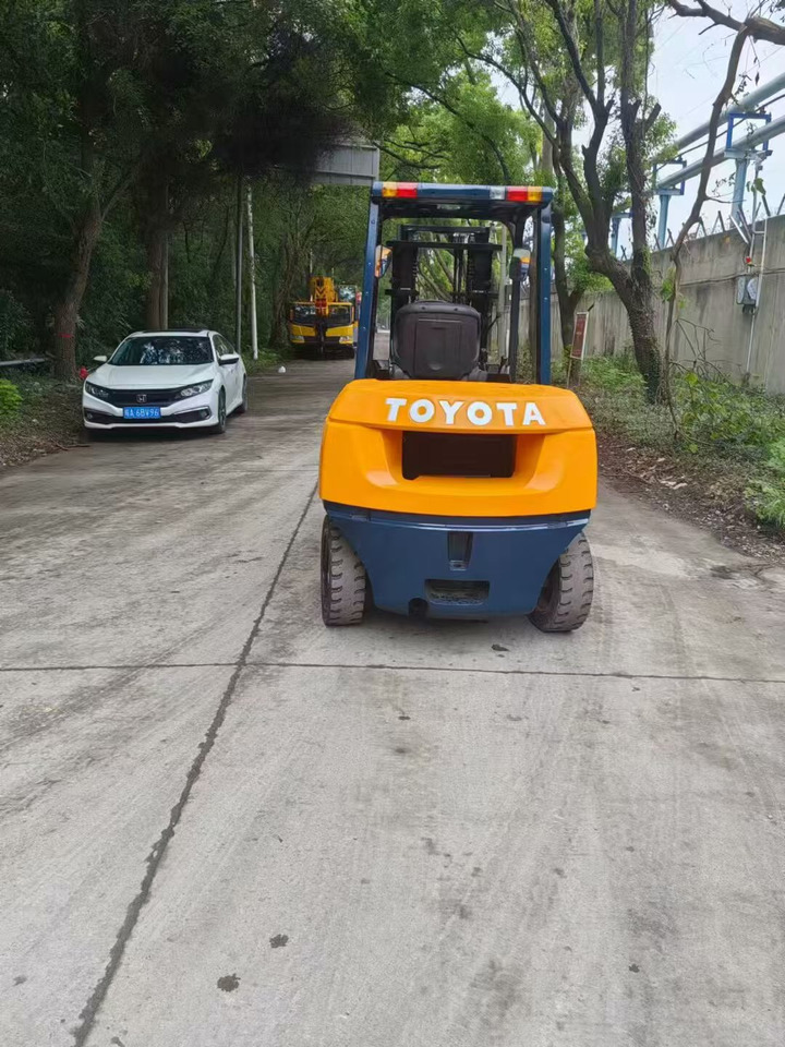 TOYATA 5-TON - الرأسي رفع الصاري: صورة 4 TOYATA 5-TON - الرأسي رفع الصاري: صورة 4
