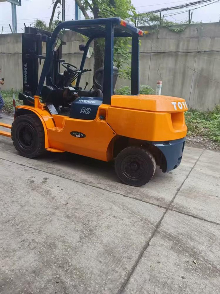 TOYATA 5-TON - الرأسي رفع الصاري: صورة 3 TOYATA 5-TON - الرأسي رفع الصاري: صورة 3