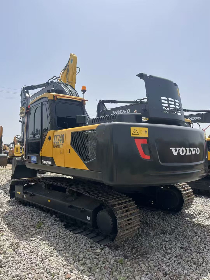 VOLVO EC240 - حفارة: صورة 2 VOLVO EC240 - حفارة: صورة 2