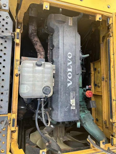 VOLVO EC480 - حفار زحاف: صورة 3 VOLVO EC480 - حفار زحاف: صورة 3
