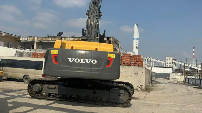 VOLVO EC480 - حفار زحاف: صورة 2 VOLVO EC480 - حفار زحاف: صورة 2