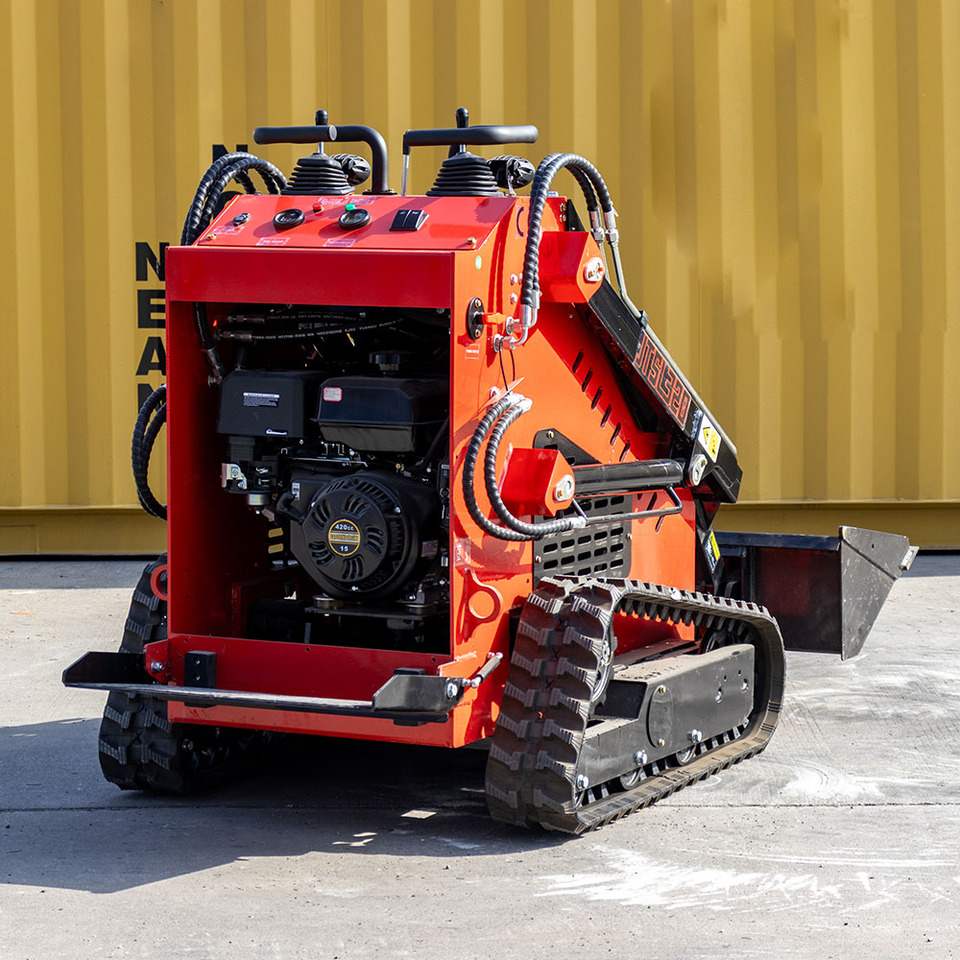 JTSL320 Skid Steer Loader - اللودر المجنزر صغير: صورة 3 JTSL320 Skid Steer Loader - اللودر المجنزر صغير: صورة 3