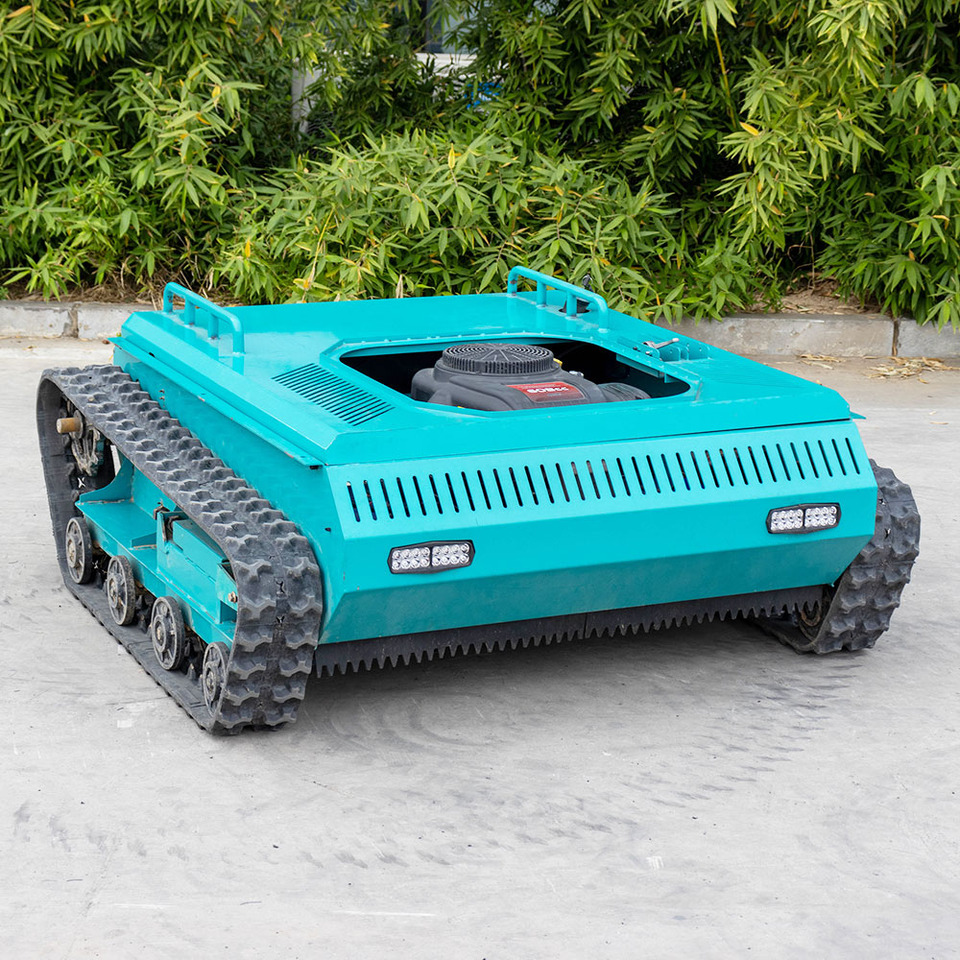 Petrol Powerful Lawn Mower for Farmland, Garden - جزازة أعشاب الحدائق: صورة 1 Petrol Powerful Lawn Mower for Farmland, Garden - جزازة أعشاب الحدائق: صورة 1