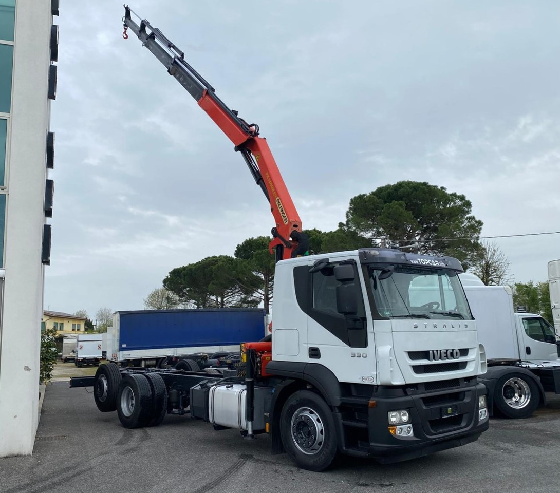 IVECO AT260S33 - شاحنة كرين: صورة 2 IVECO AT260S33 - شاحنة كرين: صورة 2