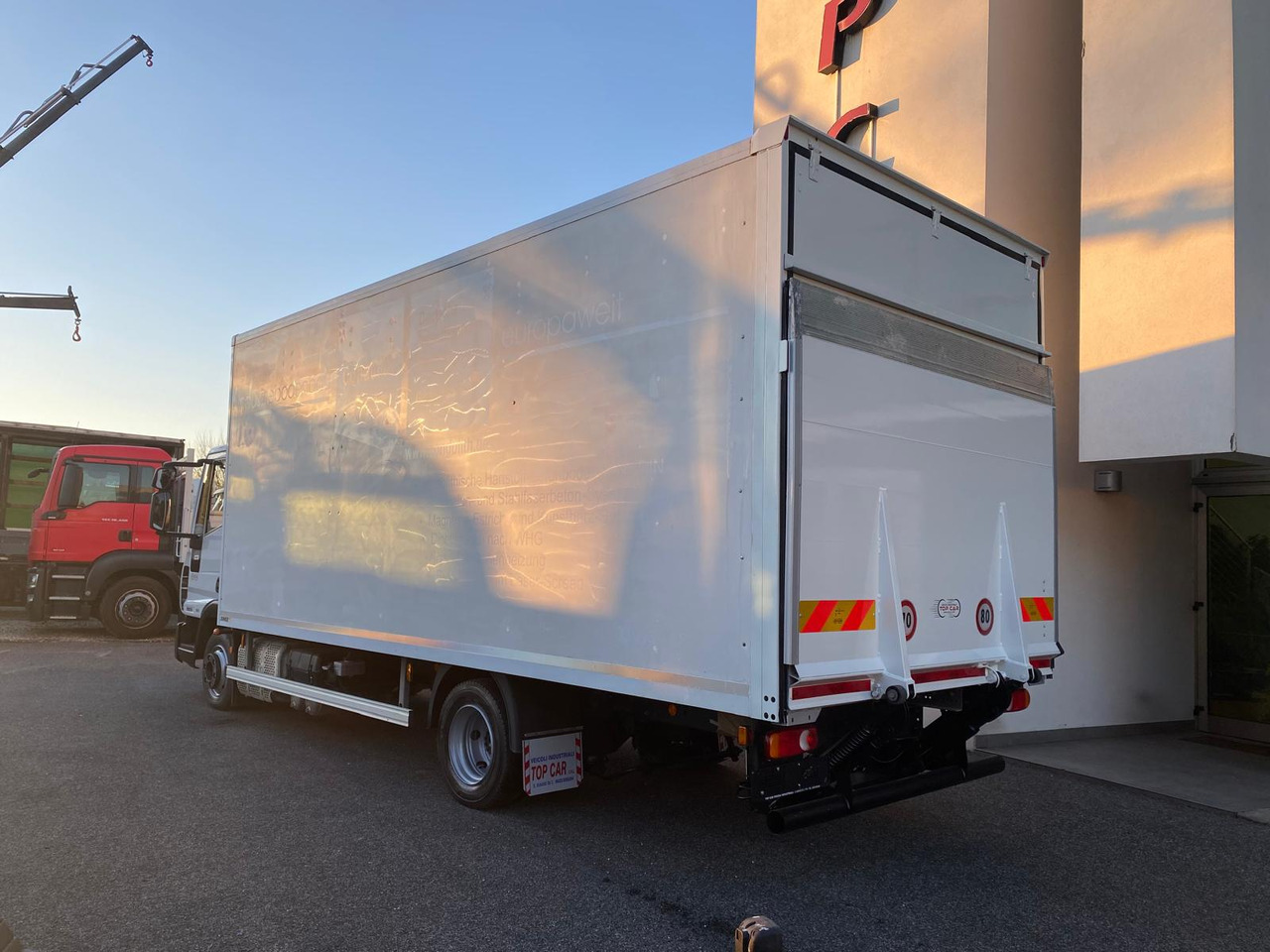 IVECO EUROCARGO 75E19 - شاحنة مقفلة: صورة 4 IVECO EUROCARGO 75E19 - شاحنة مقفلة: صورة 4