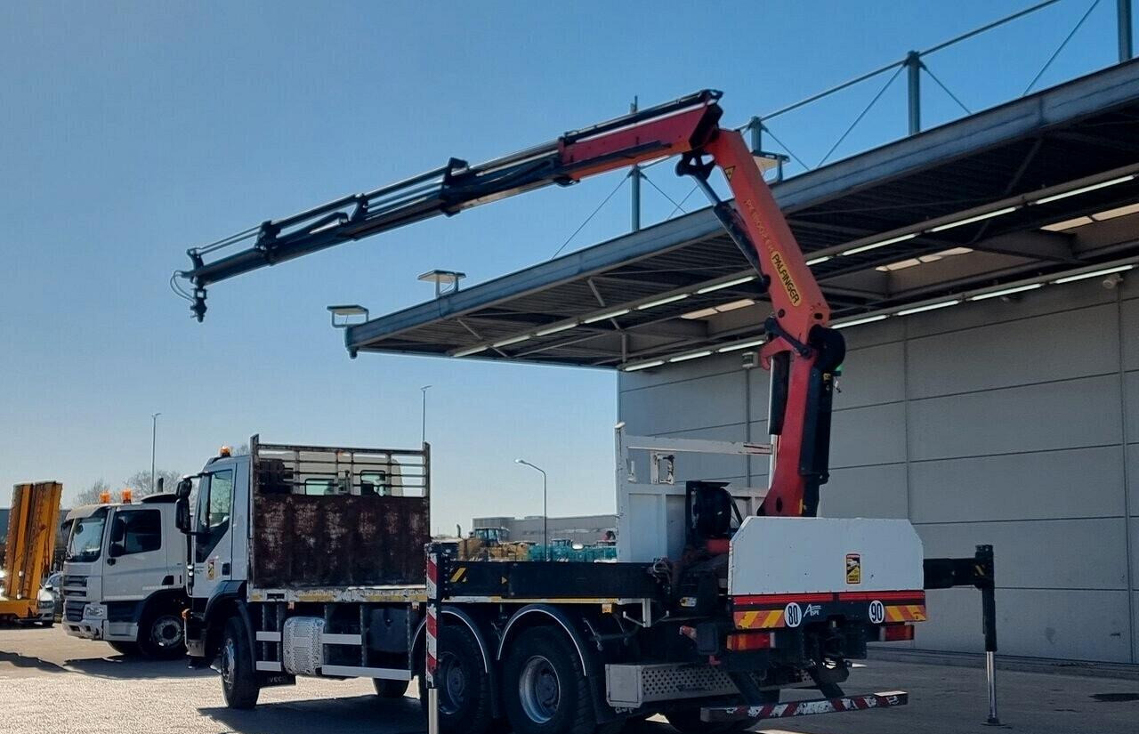 IVECO TRAKKER 410 GRU E CASSONE FISSO - شاحنات مسطحة, شاحنة كرين: صورة 2 IVECO TRAKKER 410 GRU E CASSONE FISSO - شاحنات مسطحة, شاحنة كرين: صورة 2