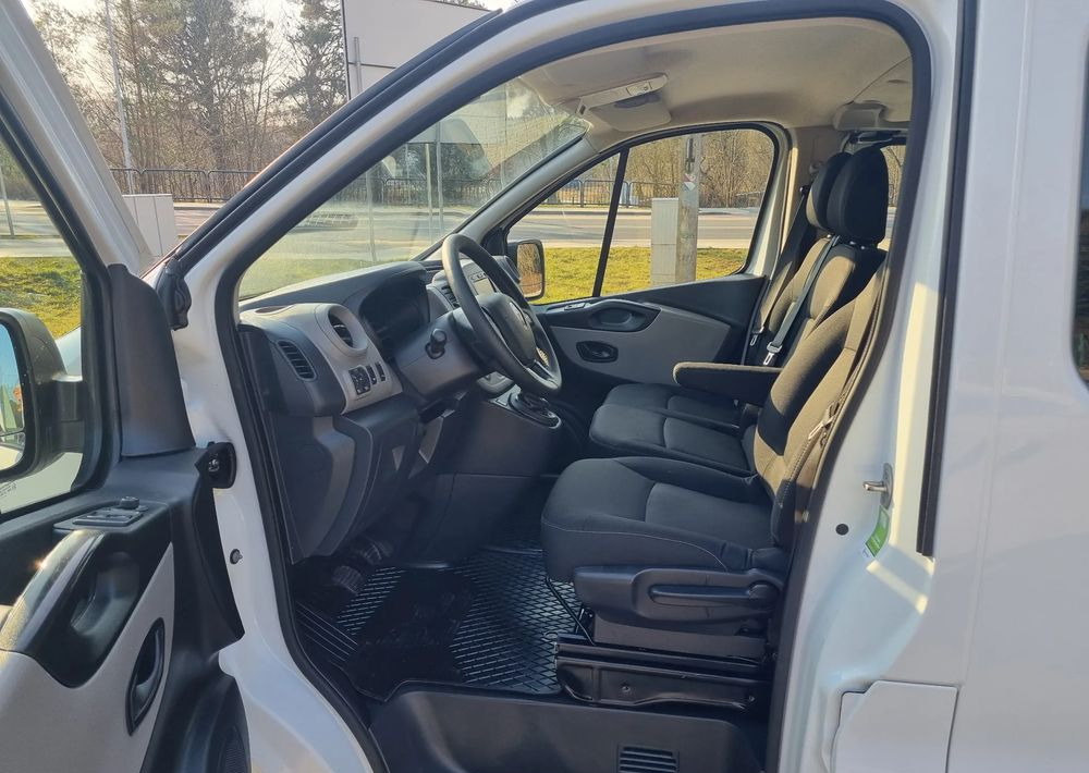 فان المدمجة Renault Trafic: صورة 9