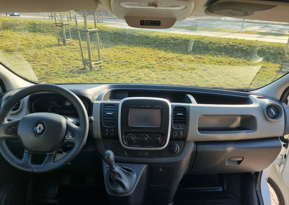 فان المدمجة Renault Trafic: صورة 14