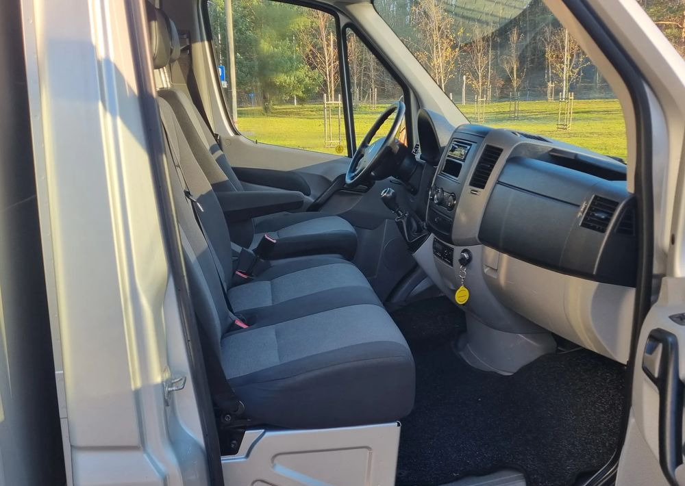 شاحنة مغلقة الصندوق Volkswagen Crafter: صورة 15