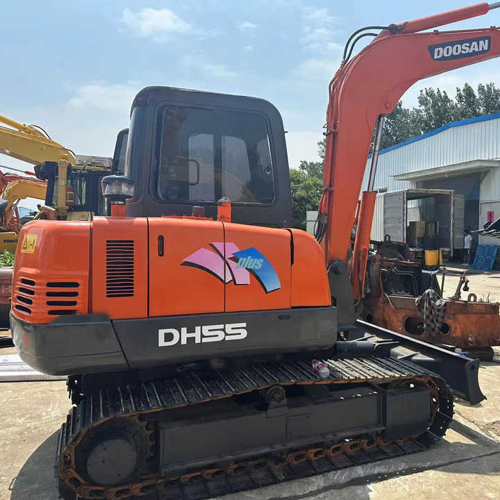 90% New Mini Excavator Doosan DH55 Second-hand Excavator 5 Ton Mini Used Excavator for Sale in Low Price - حفارة مُصَّغرة: صورة 1 90% New Mini Excavator Doosan DH55 Second-hand Excavator 5 Ton Mini Used Excavator for Sale in Low Price - حفارة مُصَّغرة: صورة 1