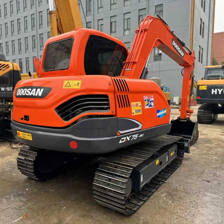 Certified Used Doosan DX75 Mini Excavator | Low Hours, Full Service History | Global Shipping Available - حفارة مُصَّغرة: صورة 1 Certified Used Doosan DX75 Mini Excavator | Low Hours, Full Service History | Global Shipping Available - حفارة مُصَّغرة: صورة 1
