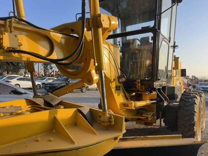 Japan Komatsu GD655 Motor Grader Cheap Price Komatsu Road Grader GD655 Good Condition in China - ممهدة: صورة 4 Japan Komatsu GD655 Motor Grader Cheap Price Komatsu Road Grader GD655 Good Condition in China - ممهدة: صورة 4
