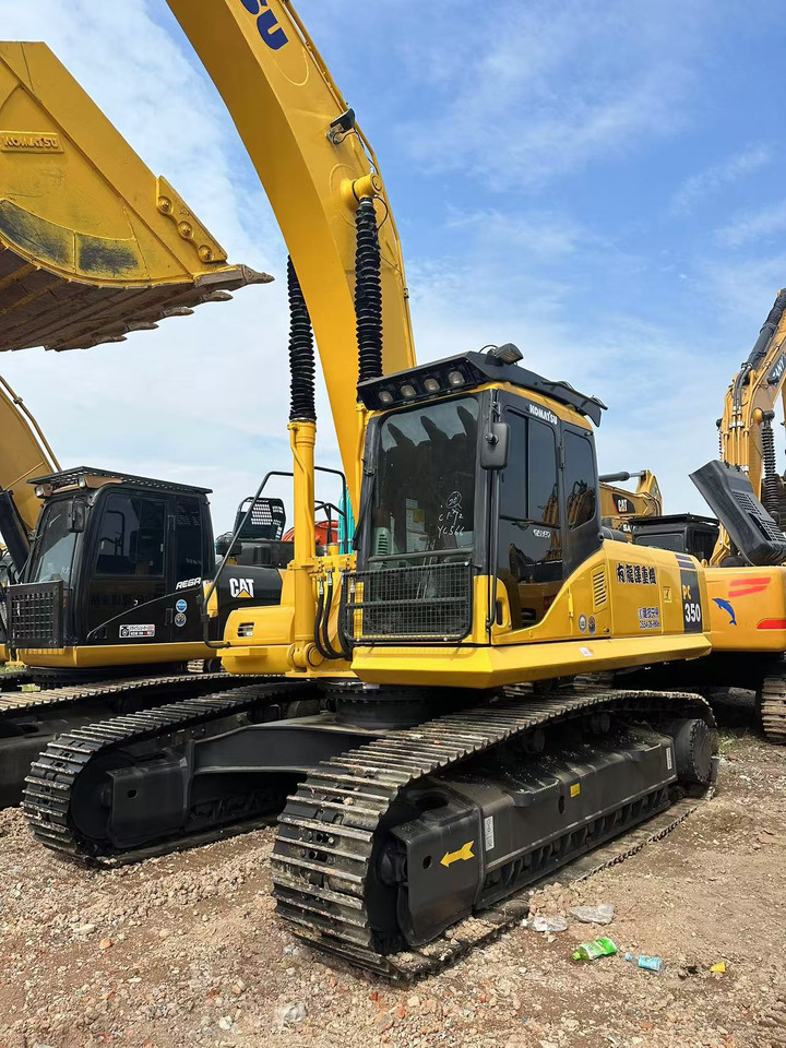 KOMATSU Crawler excavator Low Price Used Construction Machinery Komatsu PC350-7 Hydraulic Excavator for Earthmoving and Construction Site Hot Sale - آلات البناء: صورة 1 KOMATSU Crawler excavator Low Price Used Construction Machinery Komatsu PC350-7 Hydraulic Excavator for Earthmoving and Construction Site Hot Sale - آلات البناء: صورة 1