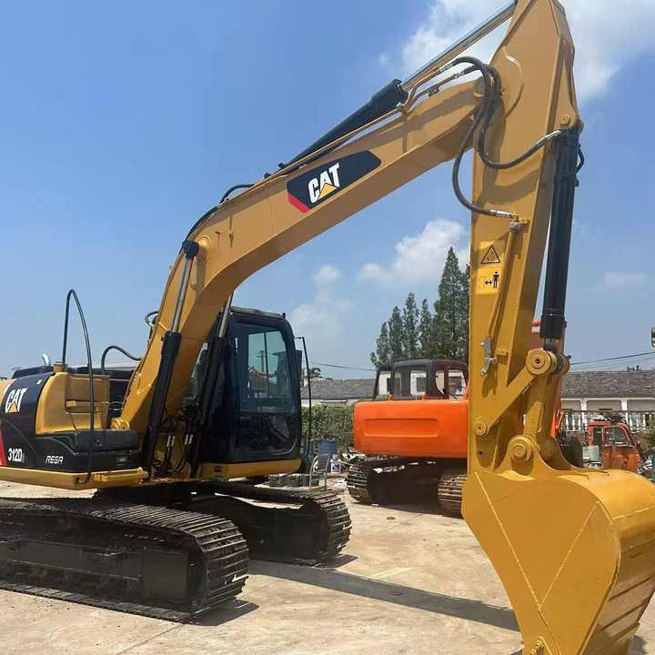 Low Working Time CAT 312D2 Excavator Caterpillar Used 15ton Cat312D2 No Reviews yet - حفار زحاف: صورة 1 Low Working Time CAT 312D2 Excavator Caterpillar Used 15ton Cat312D2 No Reviews yet - حفار زحاف: صورة 1