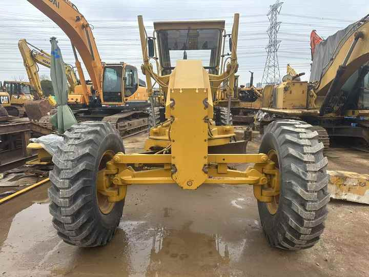 Low-price second-hand Cat Grader 140H with outstanding performance Carterpillarused 140H grader for sale - ممهدة: صورة 4 Low-price second-hand Cat Grader 140H with outstanding performance Carterpillarused 140H grader for sale - ممهدة: صورة 4