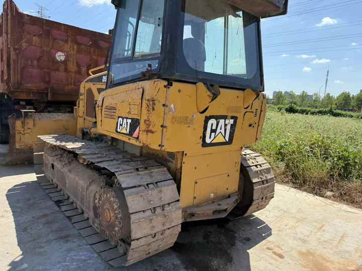 Original Caterpillar D5k Bulldozer New Arrival Used Cat D5 D6 D7 Bulldozer on Hot Sale - جرافة: صورة 2 Original Caterpillar D5k Bulldozer New Arrival Used Cat D5 D6 D7 Bulldozer on Hot Sale - جرافة: صورة 2