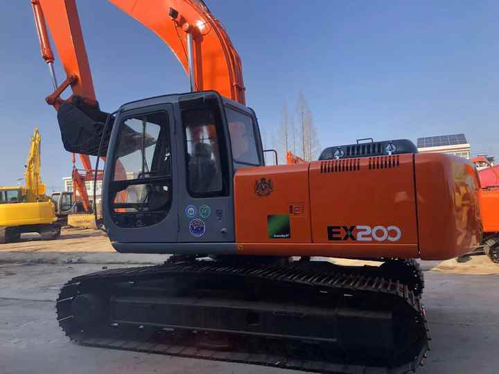 Original Japan Hitachi ZX200 Excavator Hitachi Excavator in Low Price for Hot Sale - حفار زحاف: صورة 4 Original Japan Hitachi ZX200 Excavator Hitachi Excavator in Low Price for Hot Sale - حفار زحاف: صورة 4