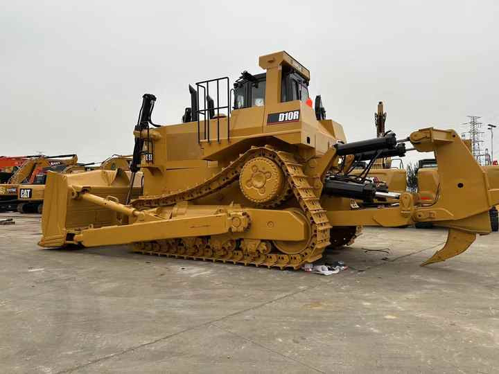 USED ORIGINAL CAT D10r Large Bulldozer for Sale Spot Cat D10 Bulldozer Cat D5 D6 D7 D10 Bulldozer in China - جرافة: صورة 4 USED ORIGINAL CAT D10r Large Bulldozer for Sale Spot Cat D10 Bulldozer Cat D5 D6 D7 D10 Bulldozer in China - جرافة: صورة 4