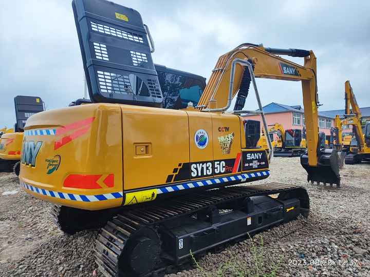 USED Sany135c with Good Condition for Sale - حفار زحاف: صورة 2 USED Sany135c with Good Condition for Sale - حفار زحاف: صورة 2