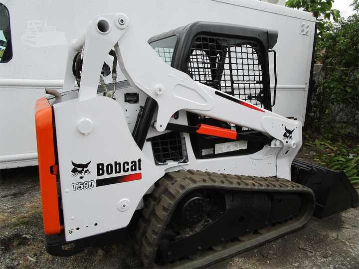 Used Bobcat T590 Used Skid Steer Loader with Good Condition for Sale S160 S185 S300 S330 T590 3T 4T 5T 2T - شيول صغير: صورة 4 Used Bobcat T590 Used Skid Steer Loader with Good Condition for Sale S160 S185 S300 S330 T590 3T 4T 5T 2T - شيول صغير: صورة 4