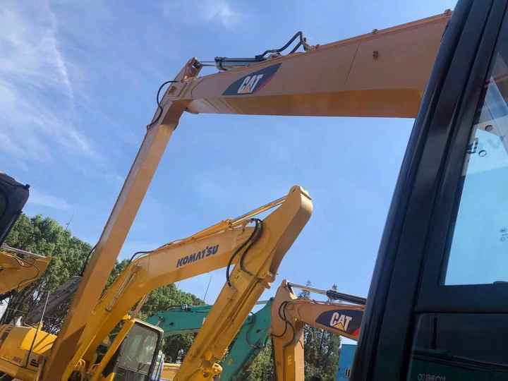 Used CAT 330D 30T Second Hand Japan Original Large Excavator Mining Construction Excavators Hot Sale 320 330 336 323 Long Arm - حفار زحاف: صورة 4 Used CAT 330D 30T Second Hand Japan Original Large Excavator Mining Construction Excavators Hot Sale 320 330 336 323 Long Arm - حفار زحاف: صورة 4