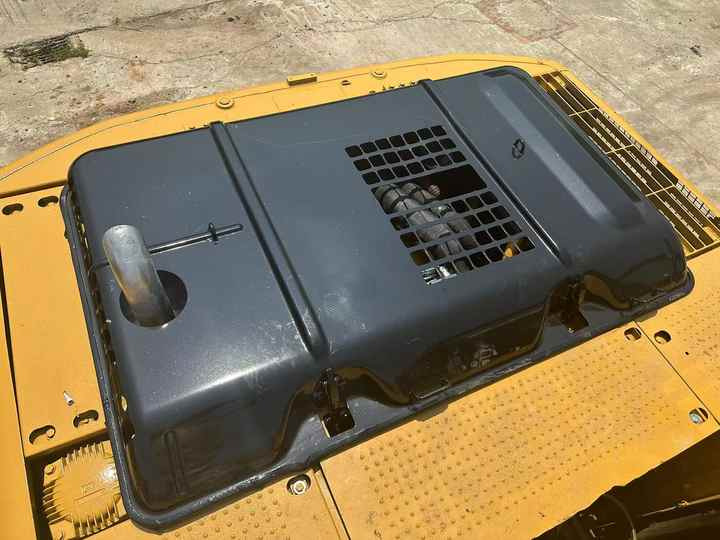 حفار زحاف Used Caterpillar Excavators 320D Good Condition Used Excavators for Sale Second Hand Machine CAT Caterpillar 320D Excavadoras [ Copy ]: صورة 6