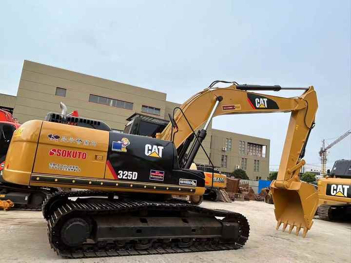 Used Digger CAT 325D Construction Machinery Construction Digger Used CAT 325D Cheap Excavator - حفار زحاف: صورة 3 Used Digger CAT 325D Construction Machinery Construction Digger Used CAT 325D Cheap Excavator - حفار زحاف: صورة 3