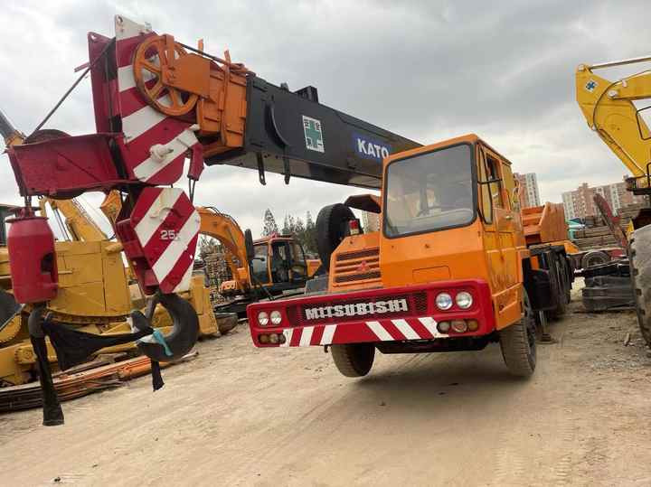 Used Heavy Construction Equipment kato 25 Tons Second Hand Mobile Crane Used Machine Hot Sale - موبايل كرين: صورة 5 Used Heavy Construction Equipment kato 25 Tons Second Hand Mobile Crane Used Machine Hot Sale - موبايل كرين: صورة 5