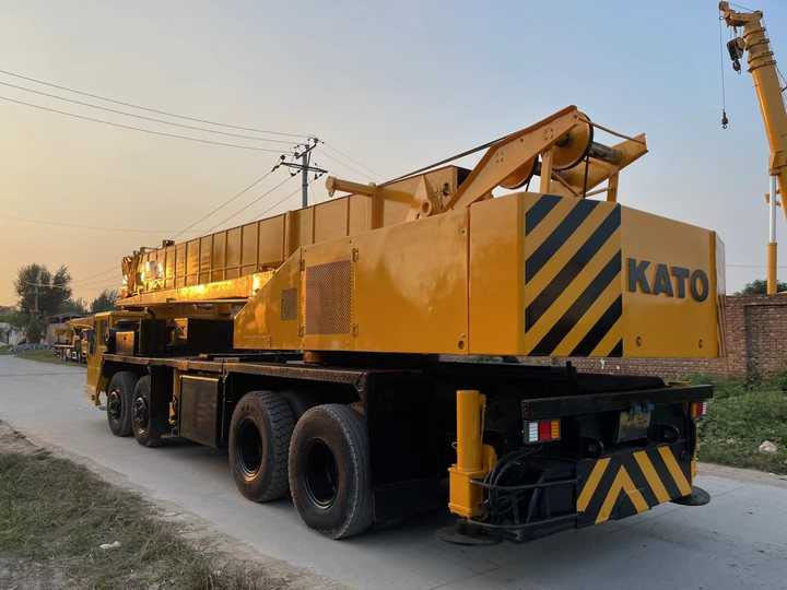 Used Heavy Construction Equipment kato 50 Tons Second Hand Mobile Crane Used Machine Hot Sale - موبايل كرين: صورة 2 Used Heavy Construction Equipment kato 50 Tons Second Hand Mobile Crane Used Machine Hot Sale - موبايل كرين: صورة 2