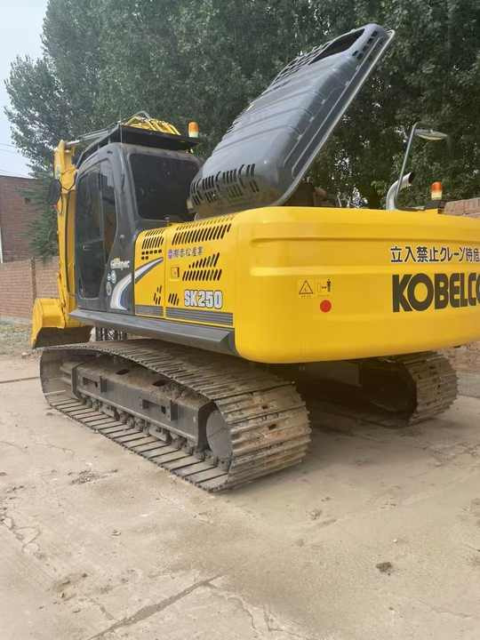 Used KOBELCO SK250 Model Skid Stree Second Hand Machine Popular Brand Japan Hydraulic Machinery - حفار زحاف: صورة 4 Used KOBELCO SK250 Model Skid Stree Second Hand Machine Popular Brand Japan Hydraulic Machinery - حفار زحاف: صورة 4