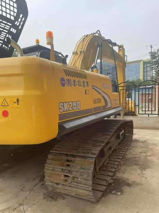 Used KOBELCO SK250 Model Skid Stree Second Hand Machine Popular Brand Japan Hydraulic Machinery - حفار زحاف: صورة 5 Used KOBELCO SK250 Model Skid Stree Second Hand Machine Popular Brand Japan Hydraulic Machinery - حفار زحاف: صورة 5