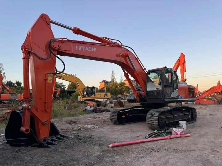 Used Original Japan Brand Hitachi Zx350-5 Excavator for Sale   Hitachi Zx200 350 Excavator - حفار زحاف: صورة 4 Used Original Japan Brand Hitachi Zx350-5 Excavator for Sale   Hitachi Zx200 350 Excavator - حفار زحاف: صورة 4