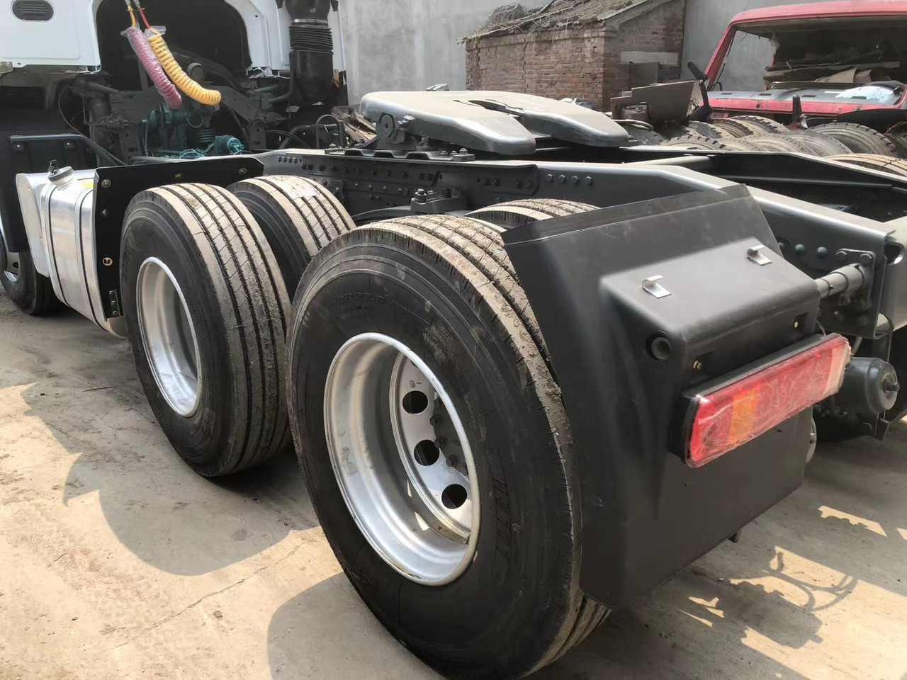 Howo HOWO 371 - وحدة جر: صورة 3 Howo HOWO 371 - وحدة جر: صورة 3