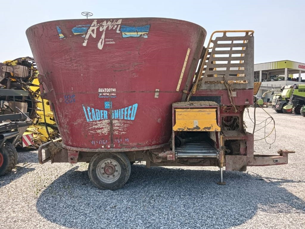 AGM W14 MC - عربة خلط الأعلاف: صورة 5 AGM W14 MC - عربة خلط الأعلاف: صورة 5