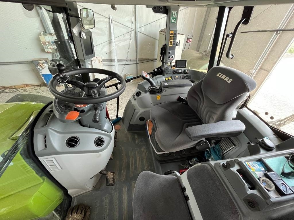 Claas Arion 440 - جرار: صورة 2 Claas Arion 440 - جرار: صورة 2