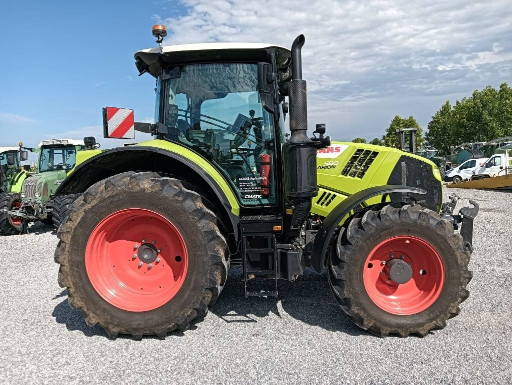 Claas Arion 550 Cmatic - جرار: صورة 3 Claas Arion 550 Cmatic - جرار: صورة 3