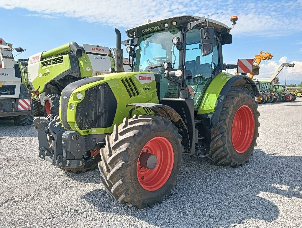 Claas Arion 550 Cmatic - جرار: صورة 2 Claas Arion 550 Cmatic - جرار: صورة 2