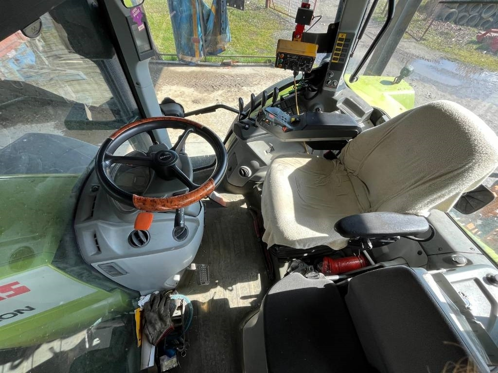 Claas Arion 630 - جرار: صورة 3 Claas Arion 630 - جرار: صورة 3