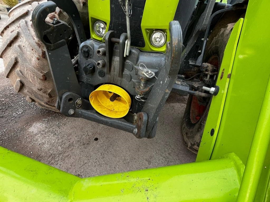 Claas Arion 650 Cmatic - جرار: صورة 2 Claas Arion 650 Cmatic - جرار: صورة 2