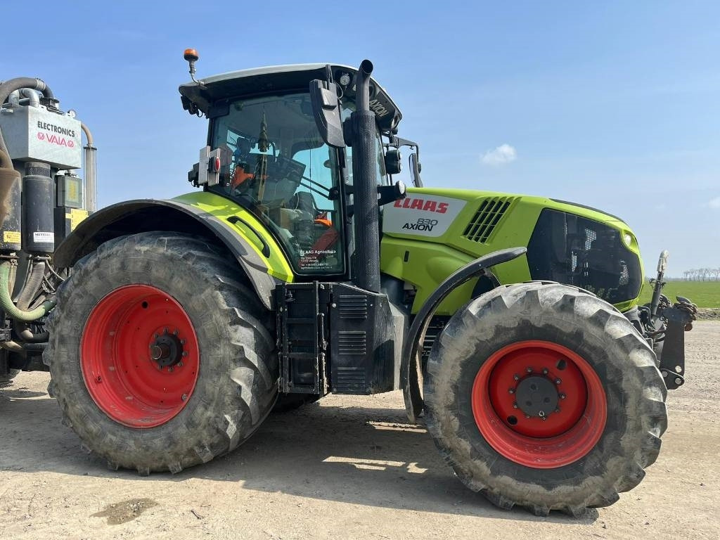 Claas Axion 830 - جرار: صورة 1 Claas Axion 830 - جرار: صورة 1